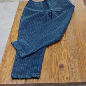 Talbots Ladies Pinstriped Blue Jeans Size 12 Side Zip 2 Front Pockets